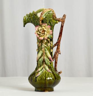 pitchervase