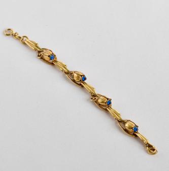 sapphirebudbracelet