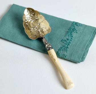 servingspoon